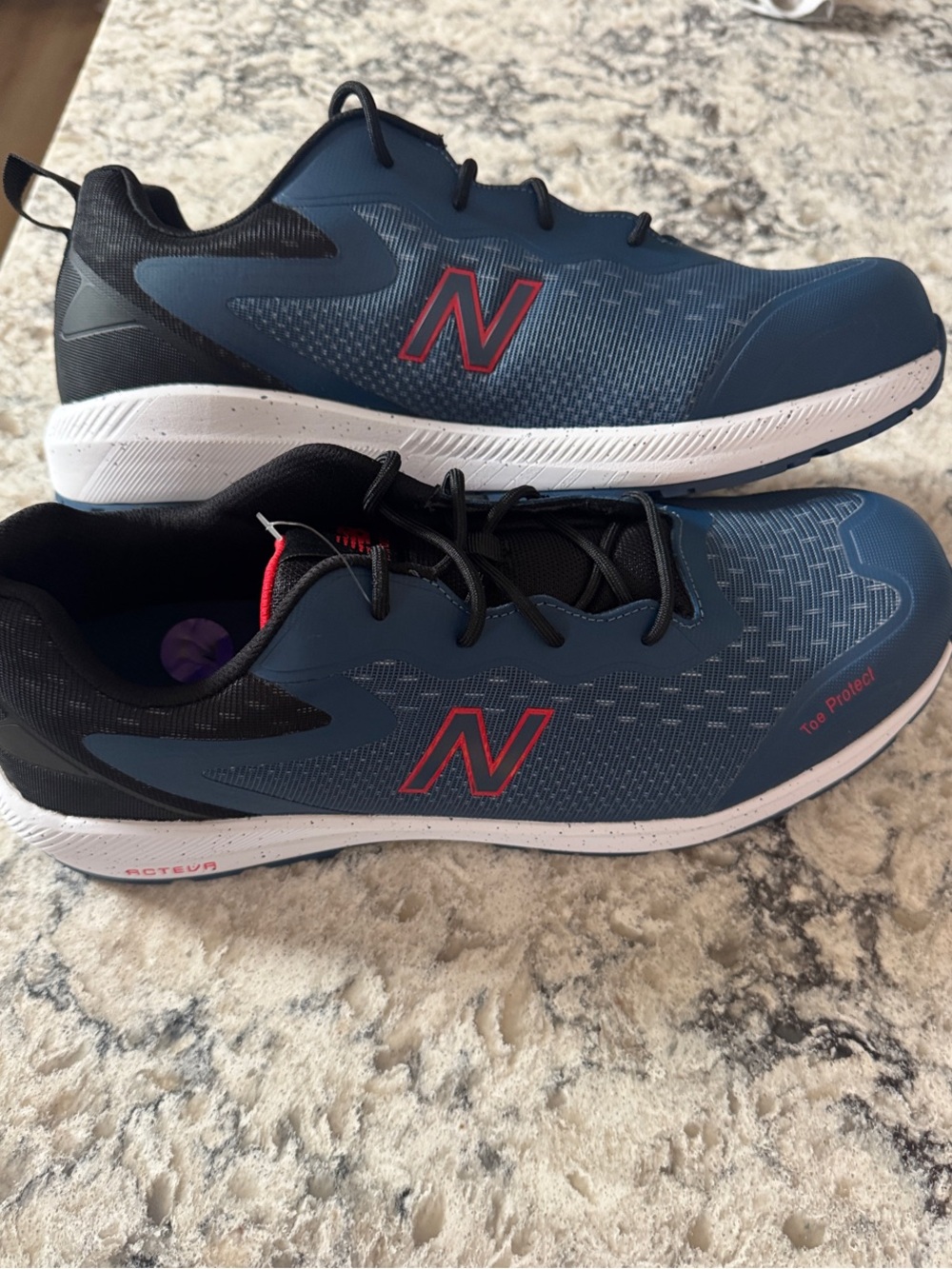 NEW BALANCE MEN'S LOGIC WORK SHOES - COMPOSITE TOE